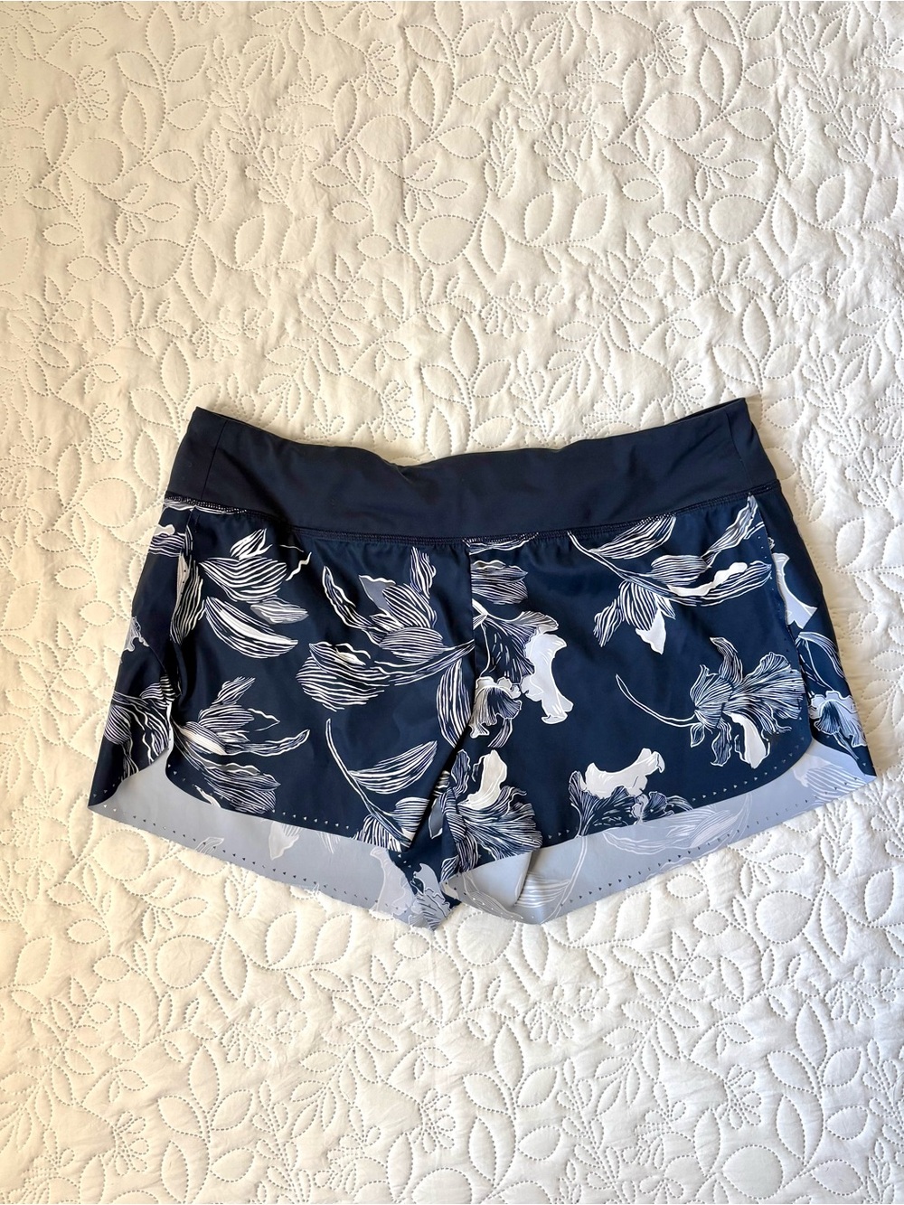 Athleta Navy Floral Print Running Shorts - Picture 2 of 7